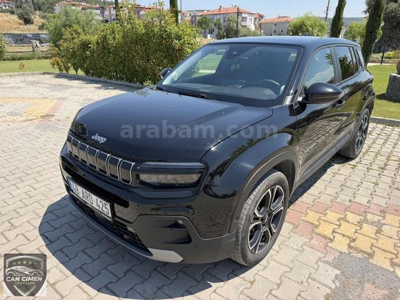 Çimen'den Cam tavan Servis bakımlı Jeep