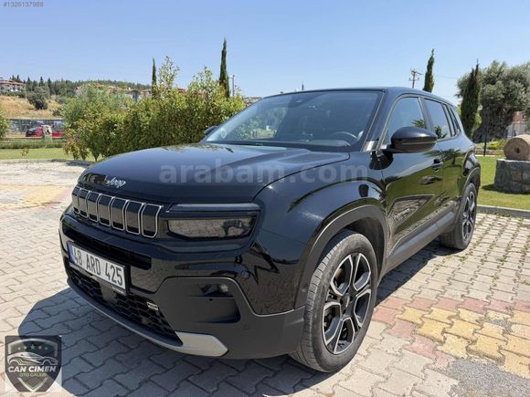 Çimen'den Cam tavan Servis bakımlı Jeep