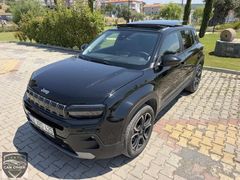 Çimen'den Cam tavan Servis bakımlı Jeep