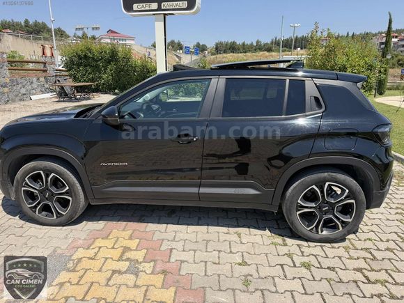 Çimen'den Cam tavan Servis bakımlı Jeep