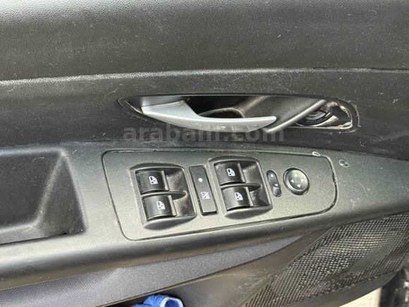 Galeriden Fiat Linea 1.3 Multijet Active Plus 2010 Model Kars