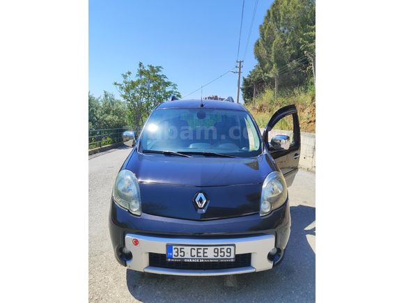 Sahibinden Renault Kangoo Multix 1.5 dCi Privilege 2011 Model  270.000 km Siyah