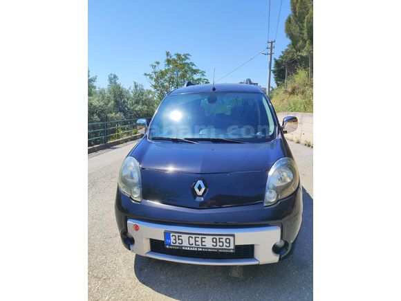 Sahibinden Renault Kangoo Multix 1.5 dCi Privilege 2011 Model  270.000 km Siyah