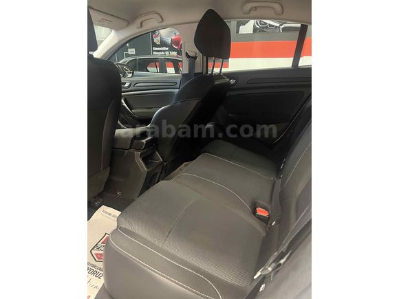 Sahibinden Renault Megane 1.3 TCe Joy 2021 Model Van