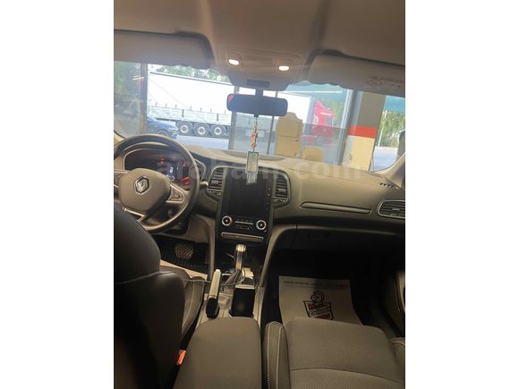 Sahibinden Renault Megane 1.3 TCe Joy 2021 Model Van