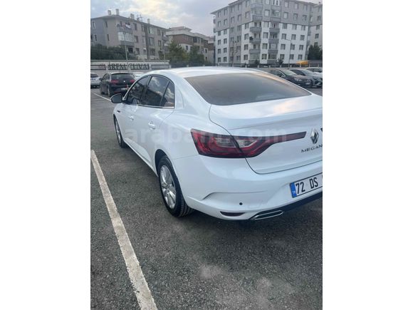 Sahibinden Renault Megane 1.3 TCe Joy 2021 Model Van