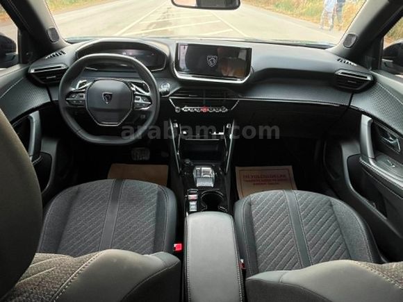 2025 PEUGEOT 2008..HATASIZ BOYASIZ..16 BİNDE...
