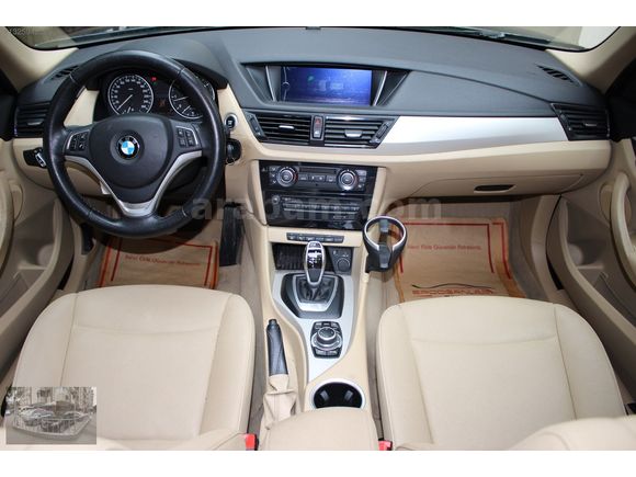 2015_BMW_X 1__1,6i_sDrive_91,000km de