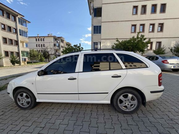 Sahibinden Skoda Fabia 1.4 Special 2004 Model 