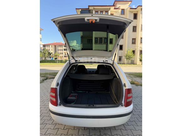 Sahibinden Skoda Fabia 1.4 Special 2004 Model 