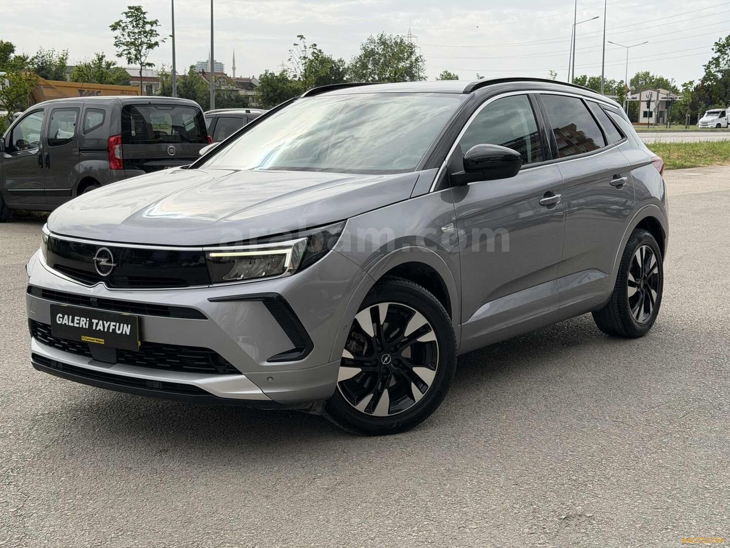 Galeriden Opel Grandland 1.5 D Elegance 2023 Model Bursa 65.000 km Gri 5