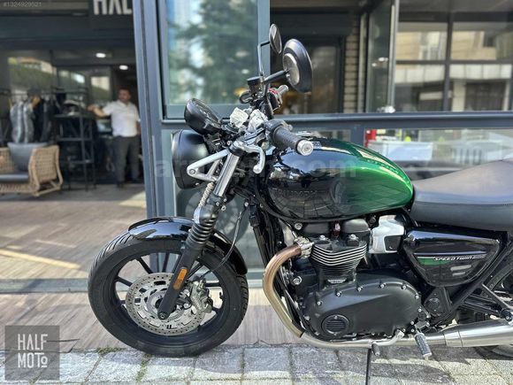 HALF MOTO 2023 TRİUMPH SPEED TWİN 900