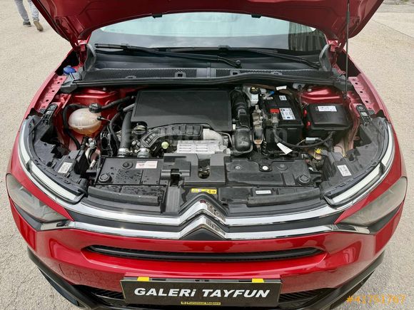 GALERİ TAYFUN 2024 Citroen C4X 1.2 PureTech Feel Bold 52.000 KM