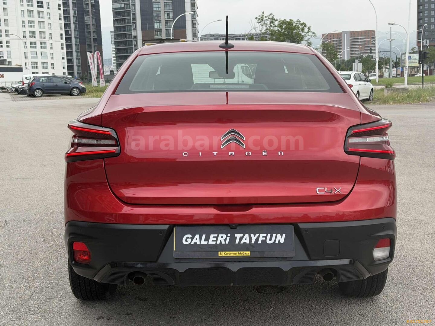 Galeriden Citroen C4 X 1.2 PureTech Feel Bold 2024 Model Bursa 50.000 km Kırmızı 7