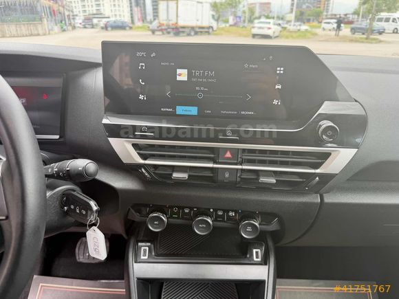 GALERİ TAYFUN 2024 Citroen C4X 1.2 PureTech Feel Bold 52.000 KM