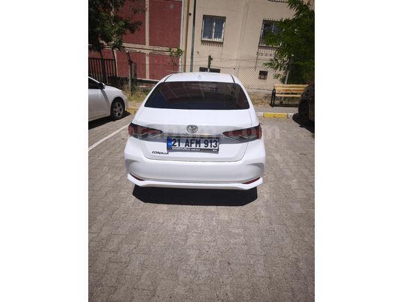 Sahibinden Toyota Corolla 1.5 Dream 2024 Model  19.600 km Beyaz