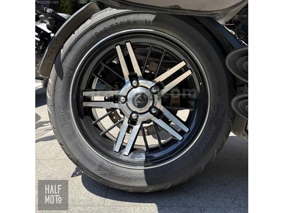 HALF MOTO BEŞİKTAŞ 2023(25Çıkışlı) Triumph Rocket 3 GT