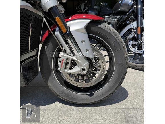 HALF MOTO BEŞİKTAŞ 2023(25Çıkışlı) Triumph Rocket 3 GT