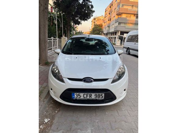 Sahibinden Ford Fiesta 1.4 TDCi Trend 2012 Model 