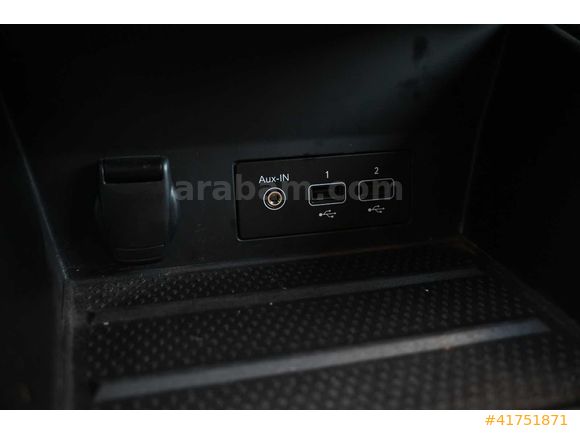CMY MOTORS - 2023 RENAULT CAPTUR 1.3 TCE ICON