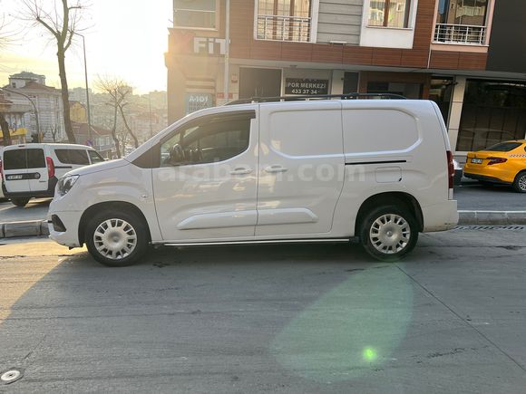 Sahibinden Opel Combo 1.5 CDTI Elegance 2024 Model 