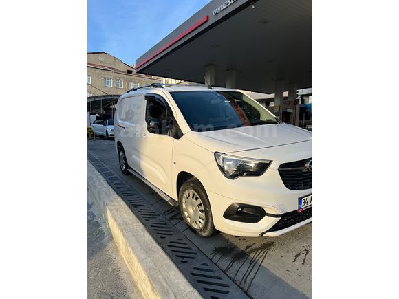 Sahibinden Opel Combo 1.5 CDTI Elegance 2024 Model 