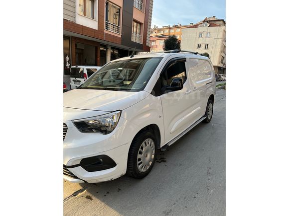 Sahibinden Opel Combo 1.5 CDTI Elegance 2024 Model 