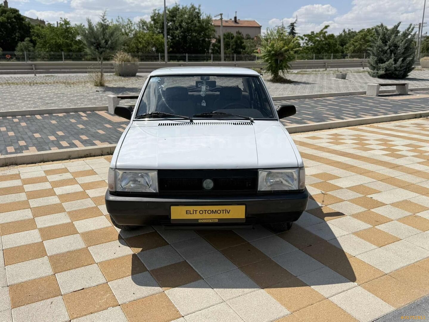 Galeriden Tofaş Şahin 1.6 1992 Model Konya 116.000 km Beyaz 2
