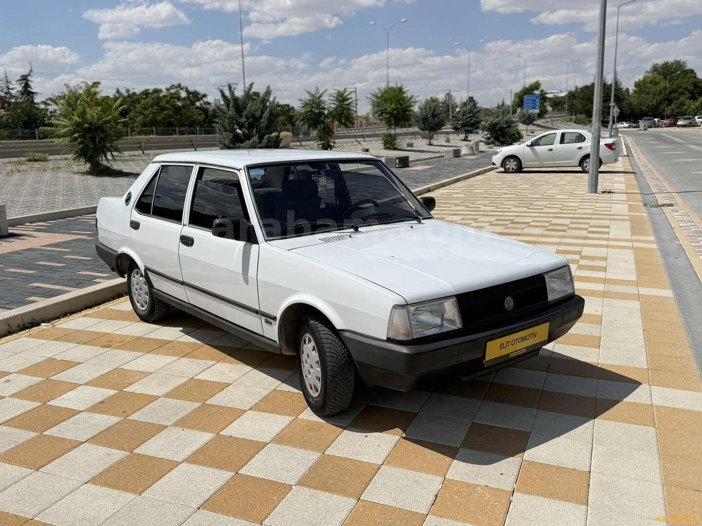 Galeriden Tofaş Şahin 1.6 1992 Model Konya 116.000 km Beyaz 3