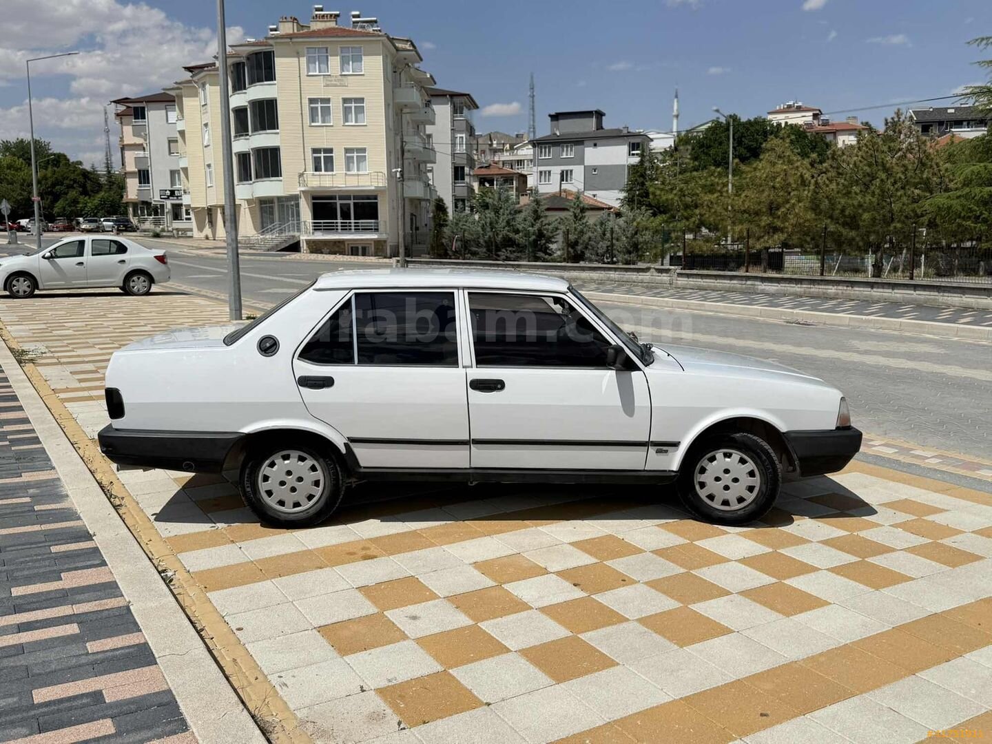 Galeriden Tofaş Şahin 1.6 1992 Model Konya 116.000 km Beyaz 4