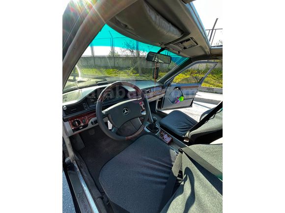 Sahibinden Mercedes - Benz E 200 1988 Model 