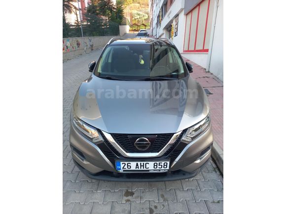 Sahibinden Nissan Qashqai 1.6 dCi Sky Pack 2017 Model  93.700 km makyajlı kasa