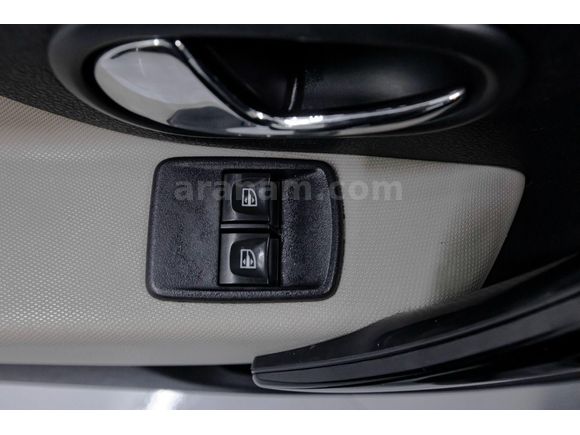 Sahibinden Renault Symbol 0.9 Turbo Touch 2013 Model  145.000 km Siyah