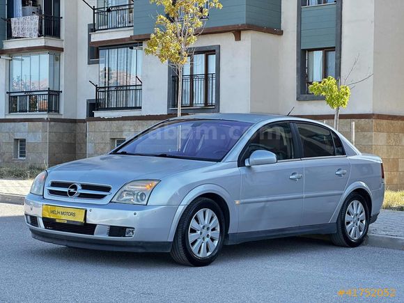 2004 VECTRA 1.6 ELEGANCE DEĞİŞENSİZ KAYITSIZ 4 PARÇA BOYALI