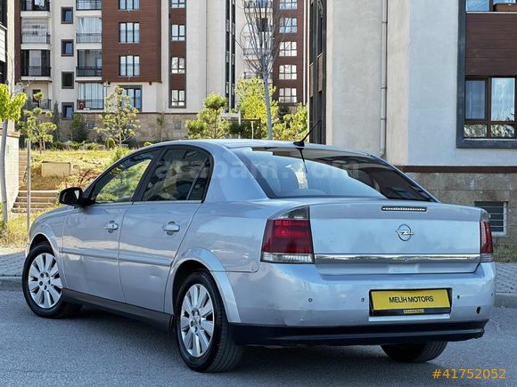 2004 VECTRA 1.6 ELEGANCE DEĞİŞENSİZ KAYITSIZ 4 PARÇA BOYALI