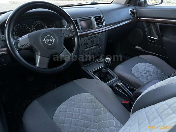 2004 VECTRA 1.6 ELEGANCE DEĞİŞENSİZ KAYITSIZ 4 PARÇA BOYALI