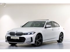 ÖZTORUN OTO - 2025 - BMW 320i Sedan - M Sport