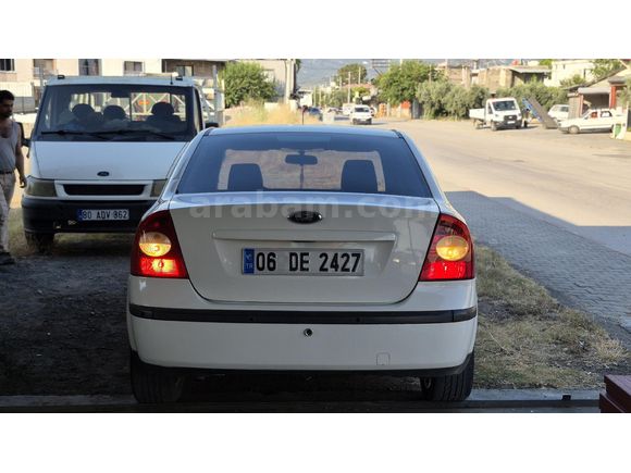 Sahibinden Ford Focus 1.6 Trend 2006 Model