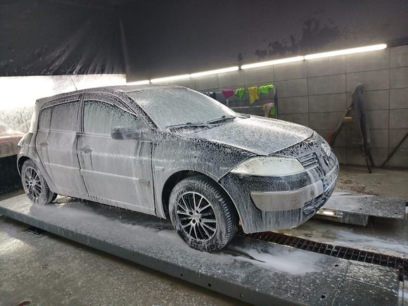 Sahibinden Renault Megane 1.4 Authentique 2006 Model