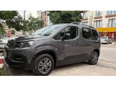 Sahibinden Peugeot Rifter 1.5 BlueHDI Allure 2022 Model