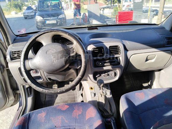 Sahibinden Renault Clio 1.4 RNA 2001 Model