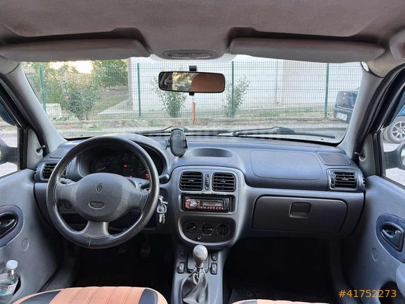 2001 165.000 KM BENZİNLİ CLİO 1.4 RNA