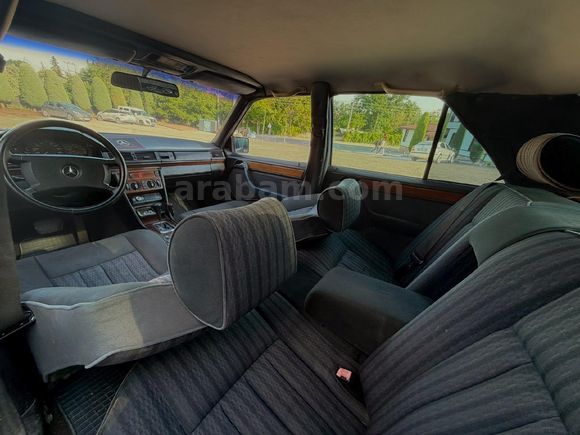 SAHİBİNDEN W124 OTOMATİK 200E MASRAFSIZ