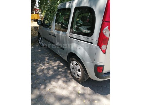 Sahibinden Renault Kangoo Multix 1.5 dCi Expression 2010 Model