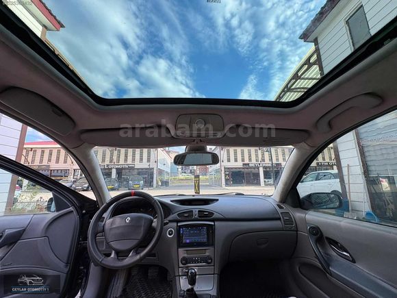 CEYLAN OTOMOTİV DEN 2003 MODEL LAGUNA 1.6 HATASIZ BOYASIZ