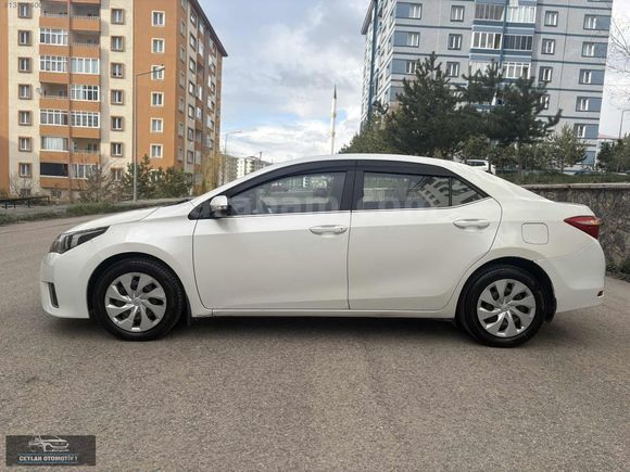 CEYLAN OTOMOTİV DEN 2015 MODEL COROLLA OTOMATİK VİTES