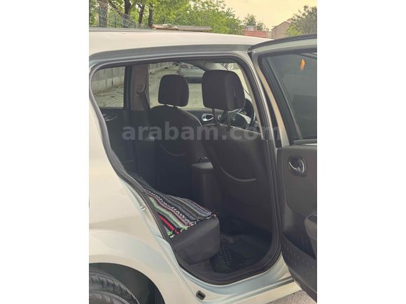 Sahibinden Renault Megane 1.6 Dynamique 2005 Model 