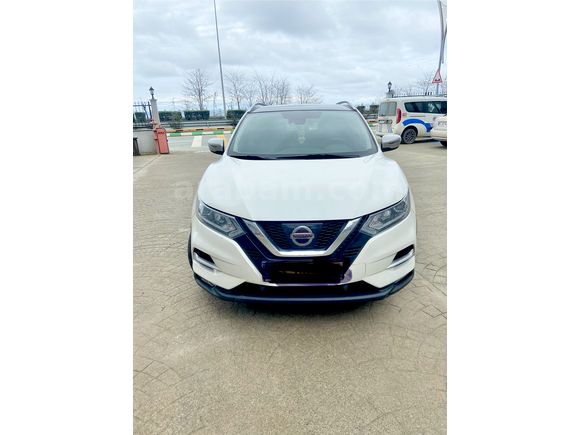 Sahibinden Nissan Qashqai 1.6 dCi Design Pack 2017 Model 