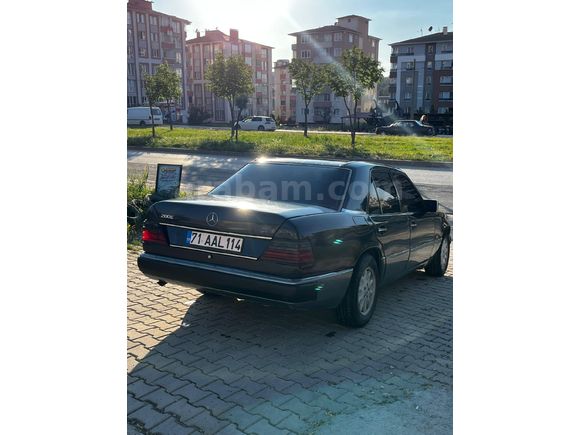 Sahibinden Mercedes - Benz 200 E 1990 Model