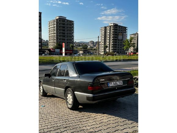 Sahibinden Mercedes - Benz 200 E 1990 Model